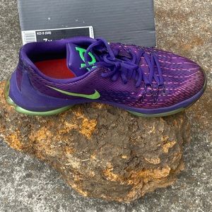 KD Nike athletic womens shoes